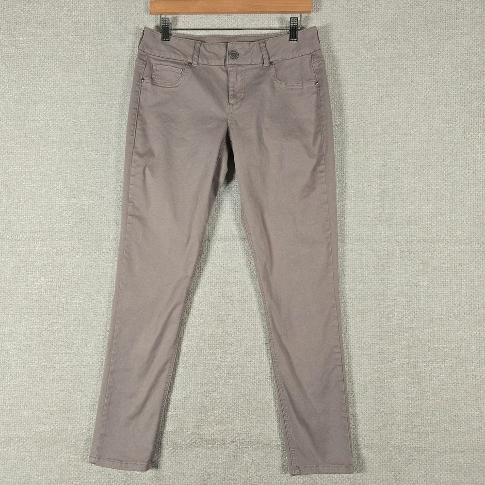 Maurices‎ Women Slim Fit Colored Denim Pants Taupe Mauve Size M-R Waist 30
